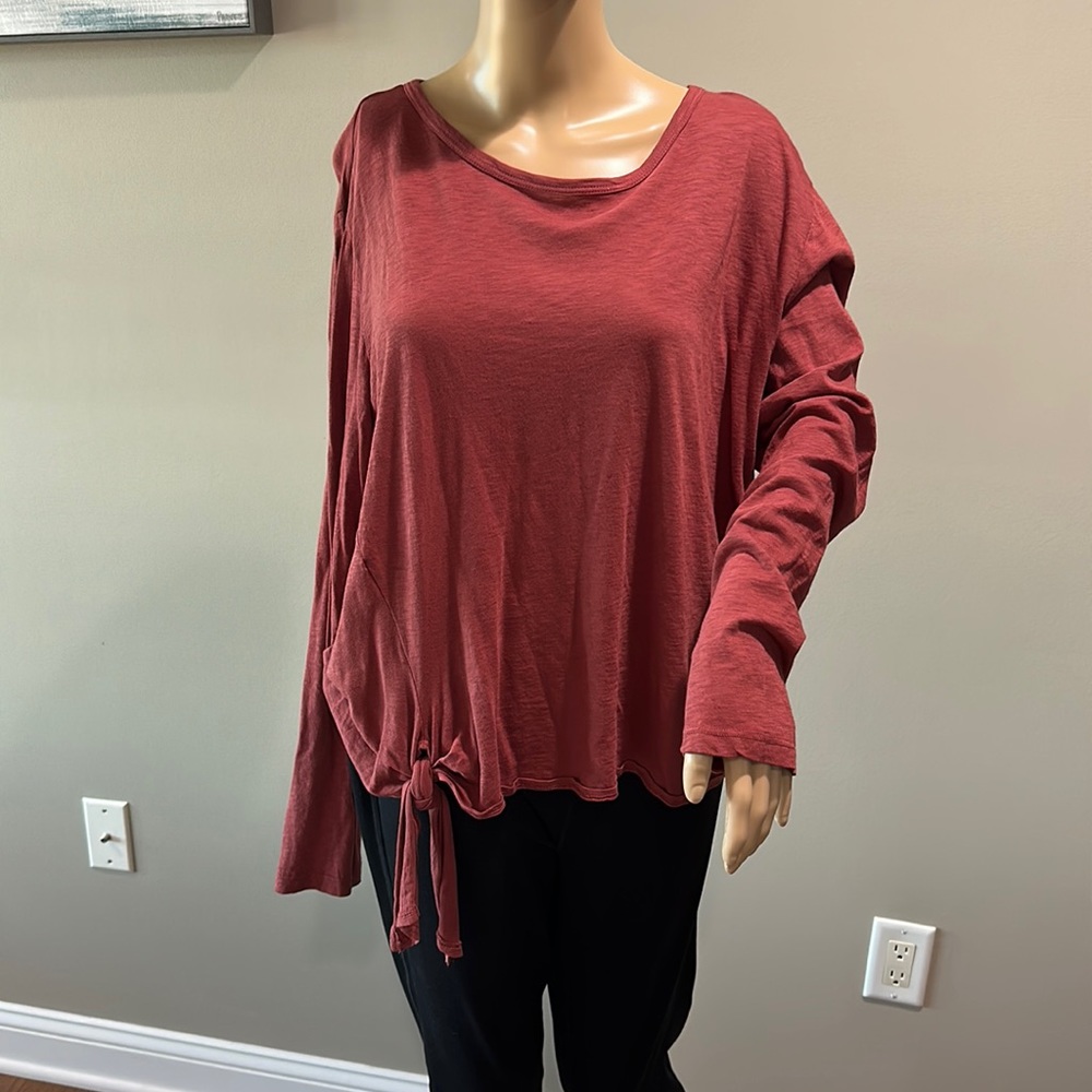 Anthropologie Sundry long sleeve with tie burnt red new with tags XL